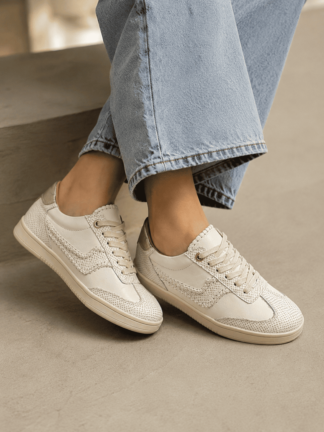 Tenis en Cuero Talco para Dama Atenea Bont