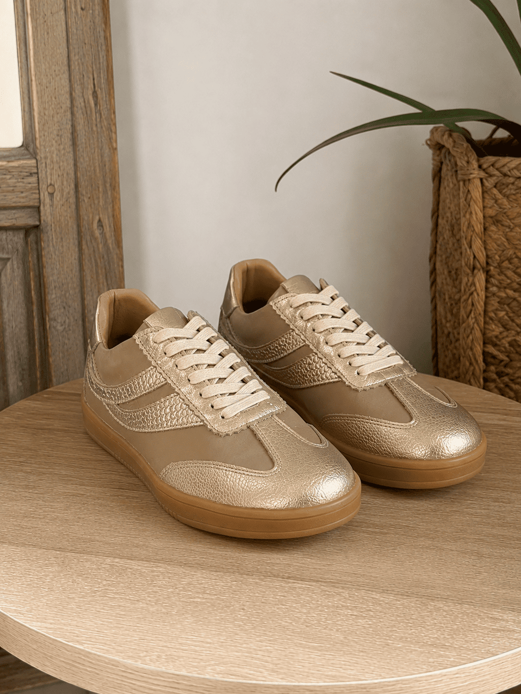 Tenis en Cuero Taupe para Dama Cosmos Bont