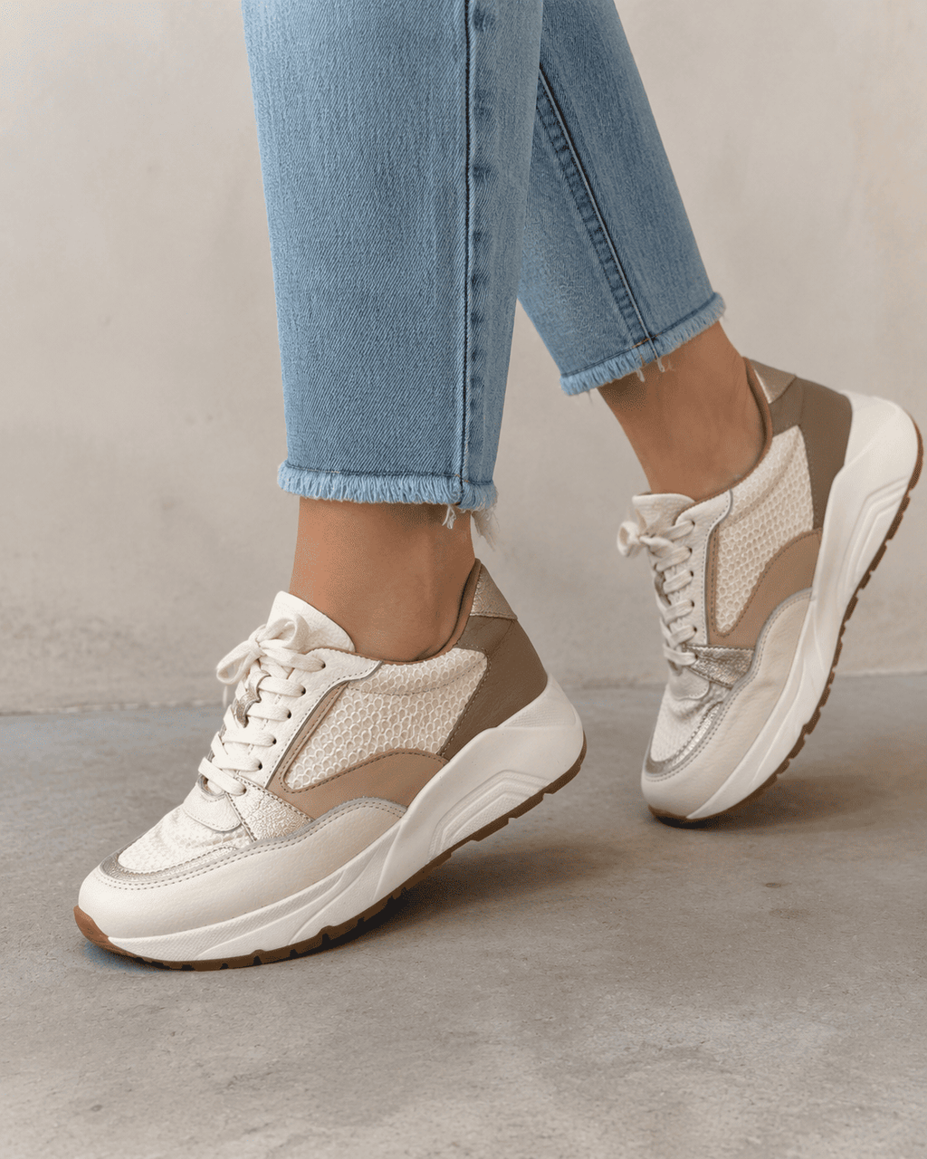 Tenis en Cuero Talco para Dama Boreal Bont