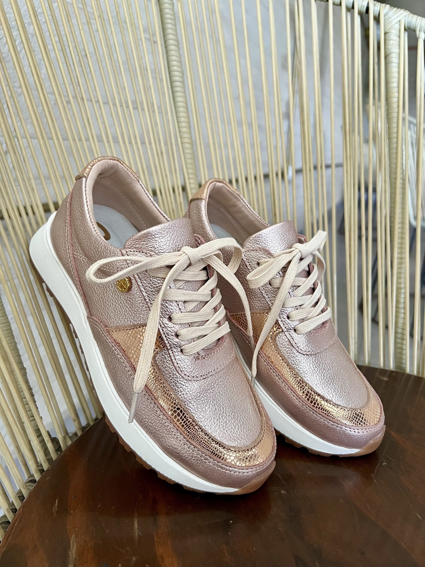 Tenis Oro Rosa Mujer en Cuero Bont Catania