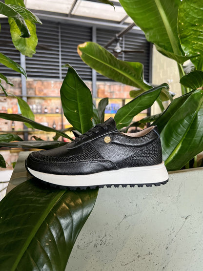 Tenis Negro Mujer en Cuero Bont Catania