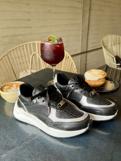 Tenis Negro Mujer en Cuero Bont Baru