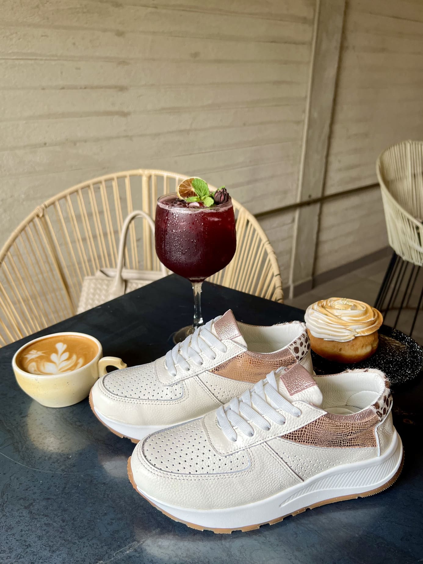 Tenis Beige Mujer en Cuero Bont Torino