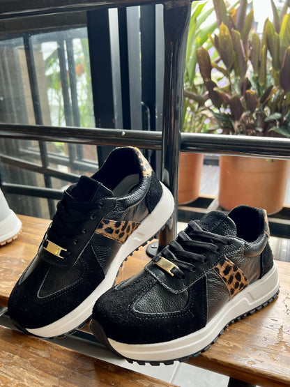 Tenis Negro Mujer en Cuero Bont Madrid