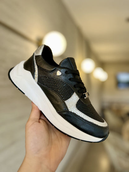 Tenis Negro Mujer en Cuero Bont Baru