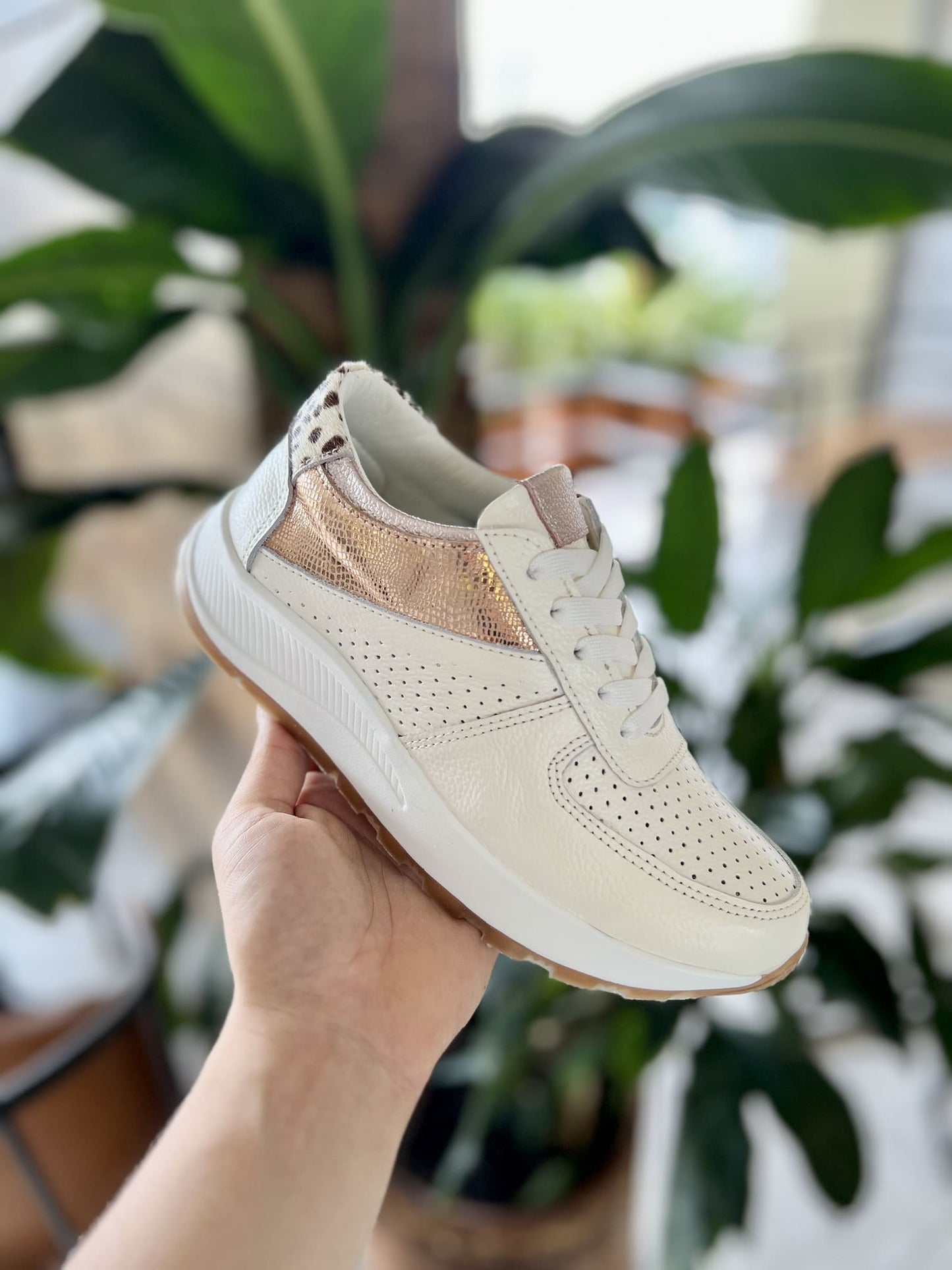 Tenis Beige Mujer en Cuero Bont Torino